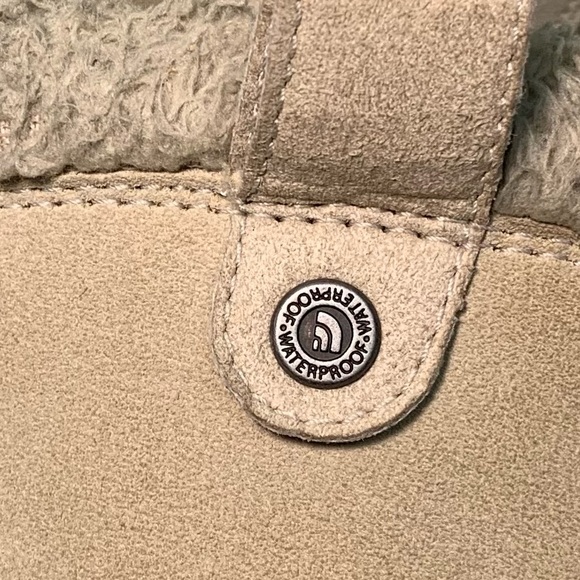 The North Face Women’s Snow Boots Size 11 - Picture 8 of 14